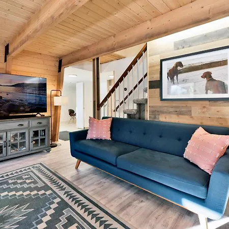 Fox N Bears Retreat By Big Bear Vacations Ultra Modern Gambrel Chalet Mins To Activities
